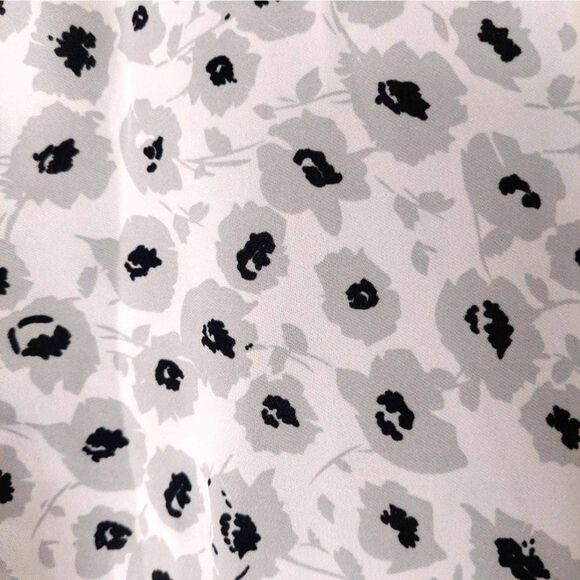 LUC&CE Floral Romper Flutter Sleeve Tie Bosom Jumpsuit Playsuit Sz S - Picture 15 of 15